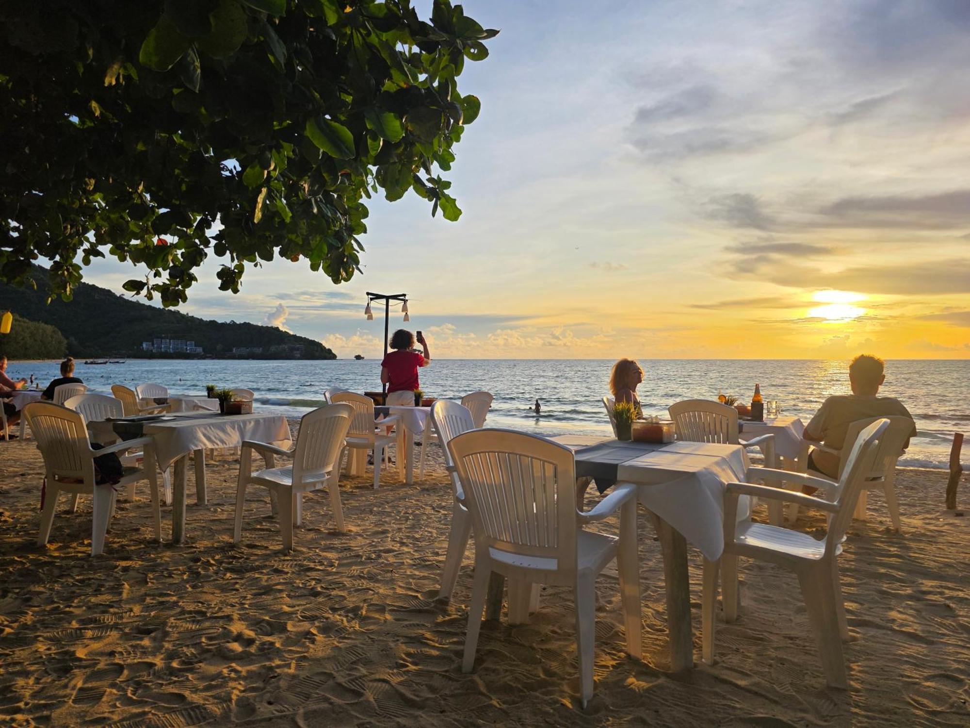 Tt Naiyang Beach Phuket Nai Yang Beach Exterior foto
