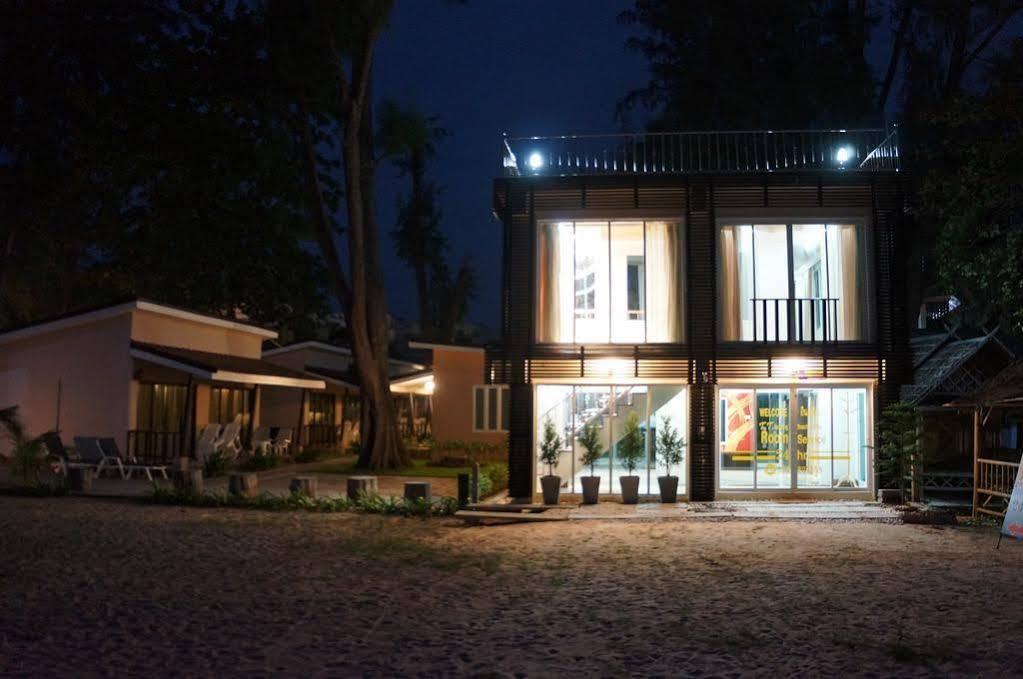 Tt Naiyang Beach Phuket Nai Yang Beach Exterior foto